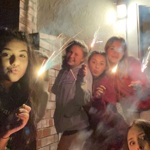 Meet your Posher, Kalia